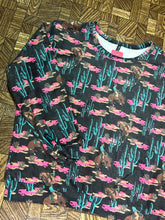 Load image into Gallery viewer, Rosette Rodeo top - S-XL