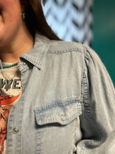 Load image into Gallery viewer, Denim Pearl Snap - L
