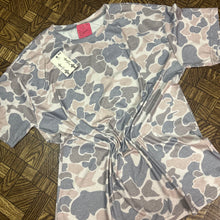 Load image into Gallery viewer, Duck Camo T - S-3X