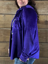 Load image into Gallery viewer, Velvet Button Up - M-2X