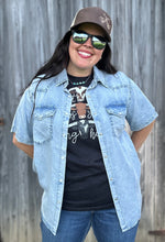 Load image into Gallery viewer, Short Sleeve Denim Pearl Snap - S &amp; L