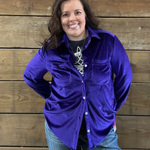 Load image into Gallery viewer, Velvet Button Up - M-2X
